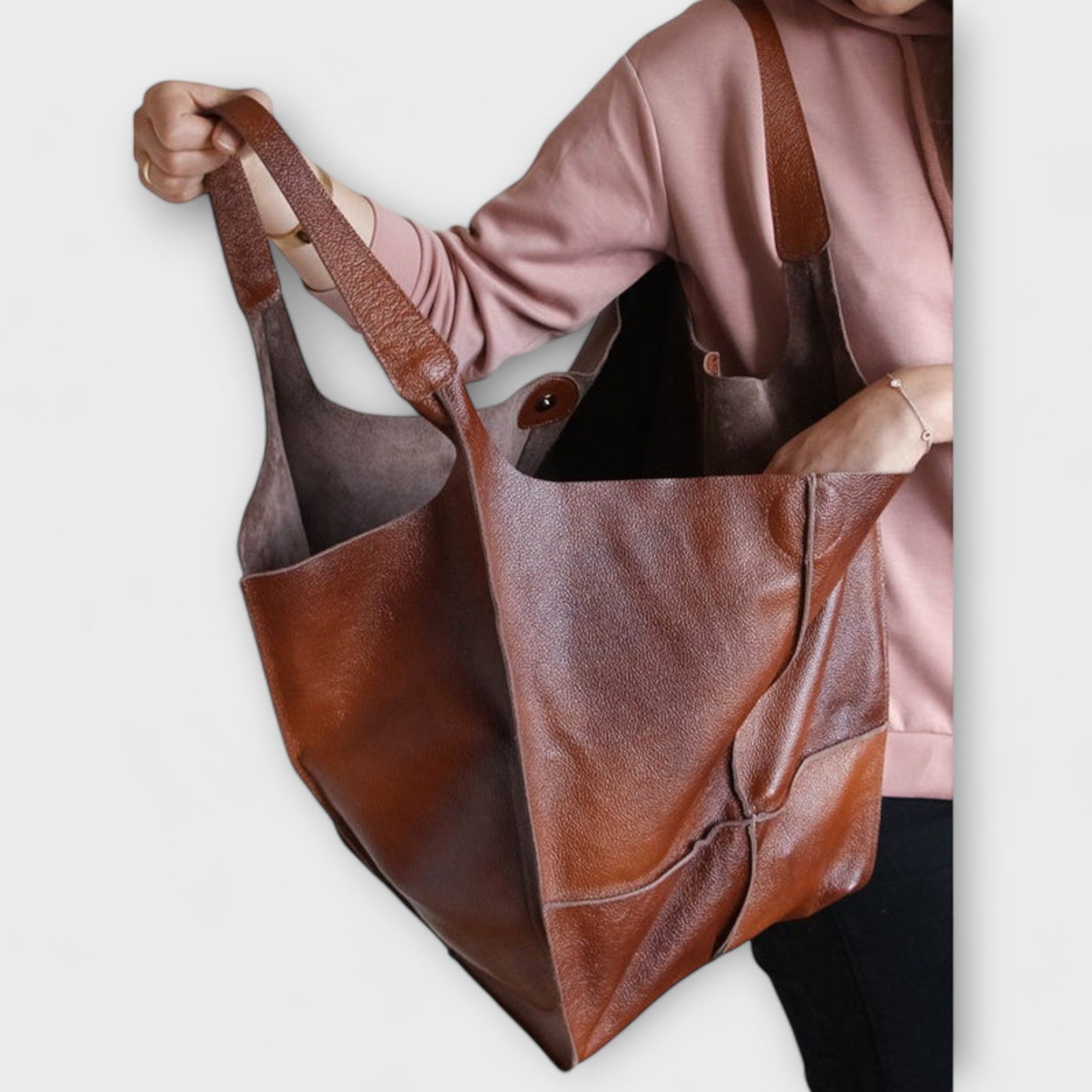Spacious Weekend Travel Bag