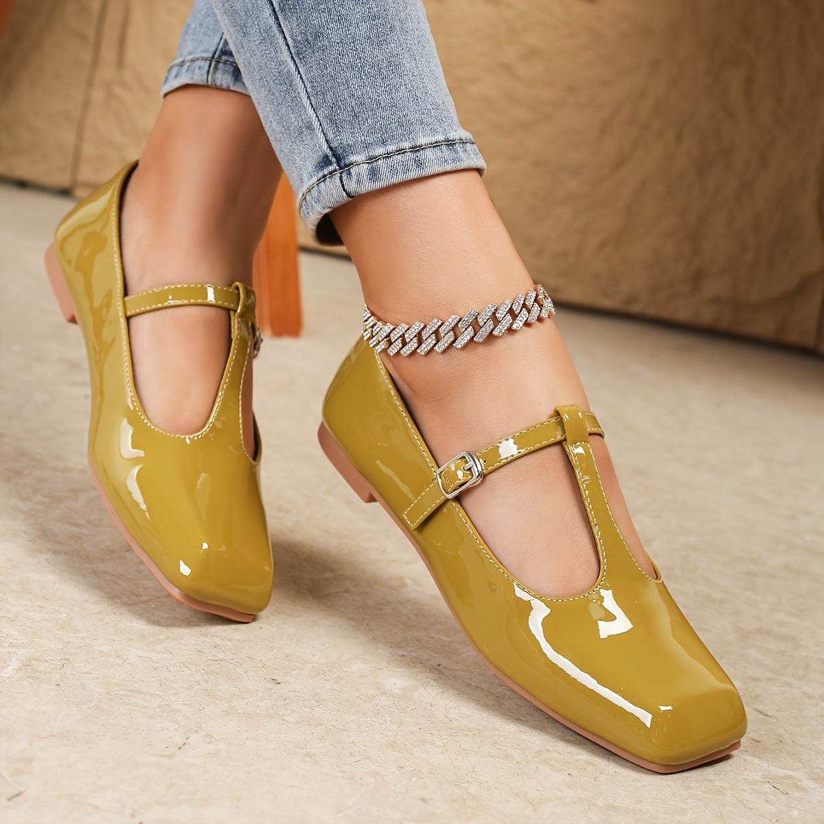 Chic Flat Mary Janes