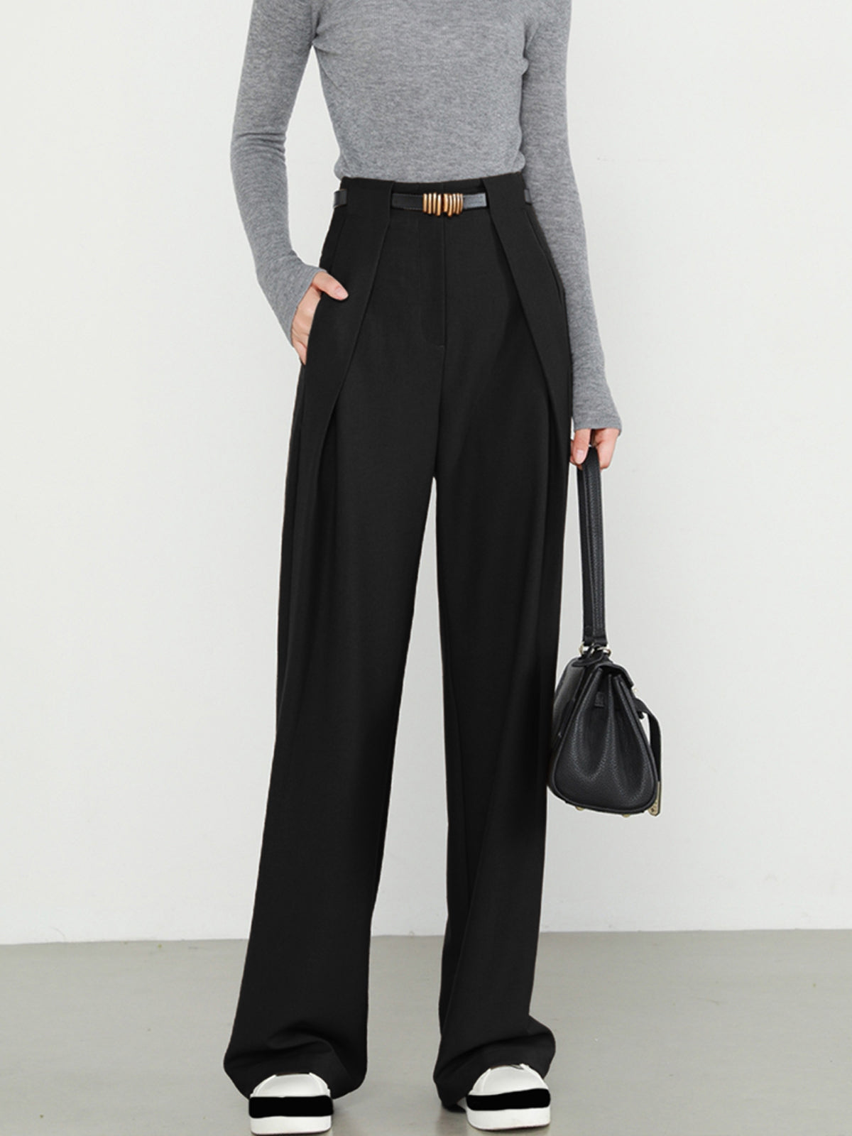Plain Pockets Straight-Leg Pants