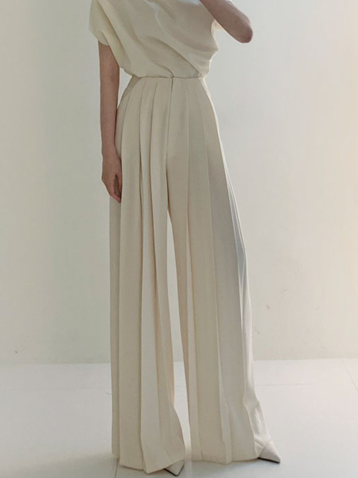 Pleated High-Waisted Wide-Leg Pants