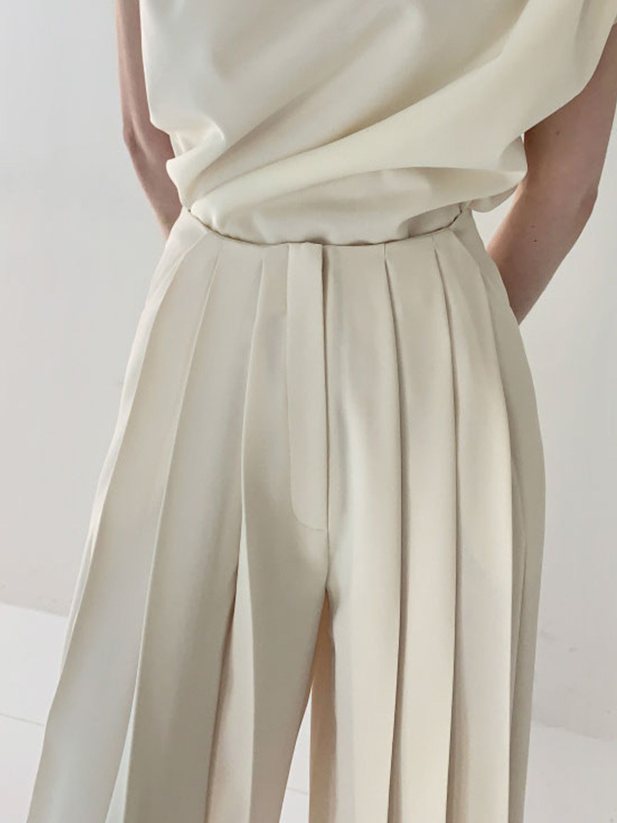 Pleated High-Waisted Wide-Leg Pants