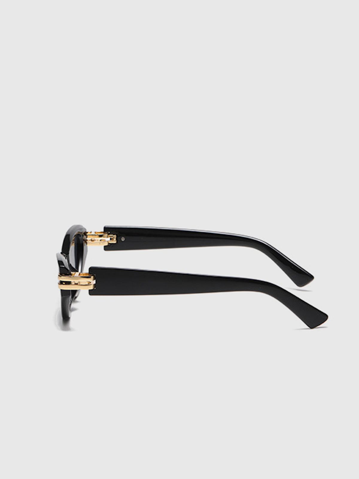 Cat-Eye Black Frame Sunglasses