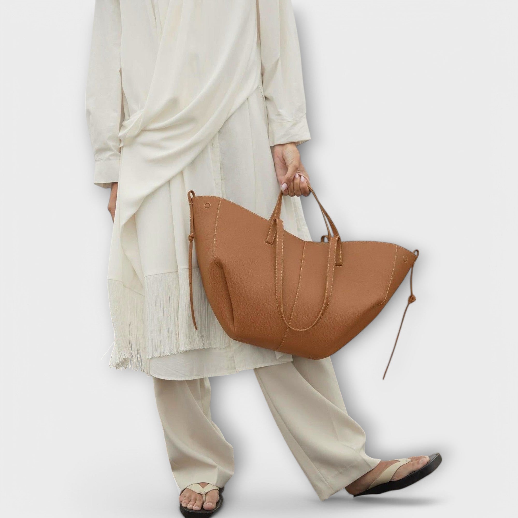 Chic Aura Bag