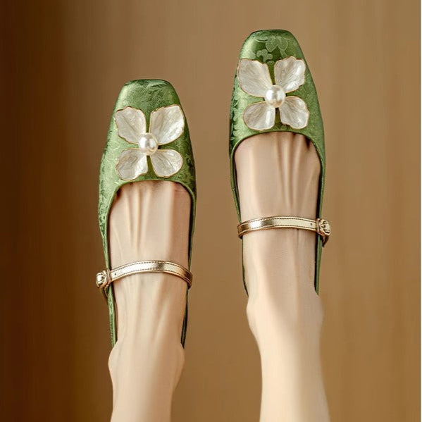 Timeless Elegant Pumps