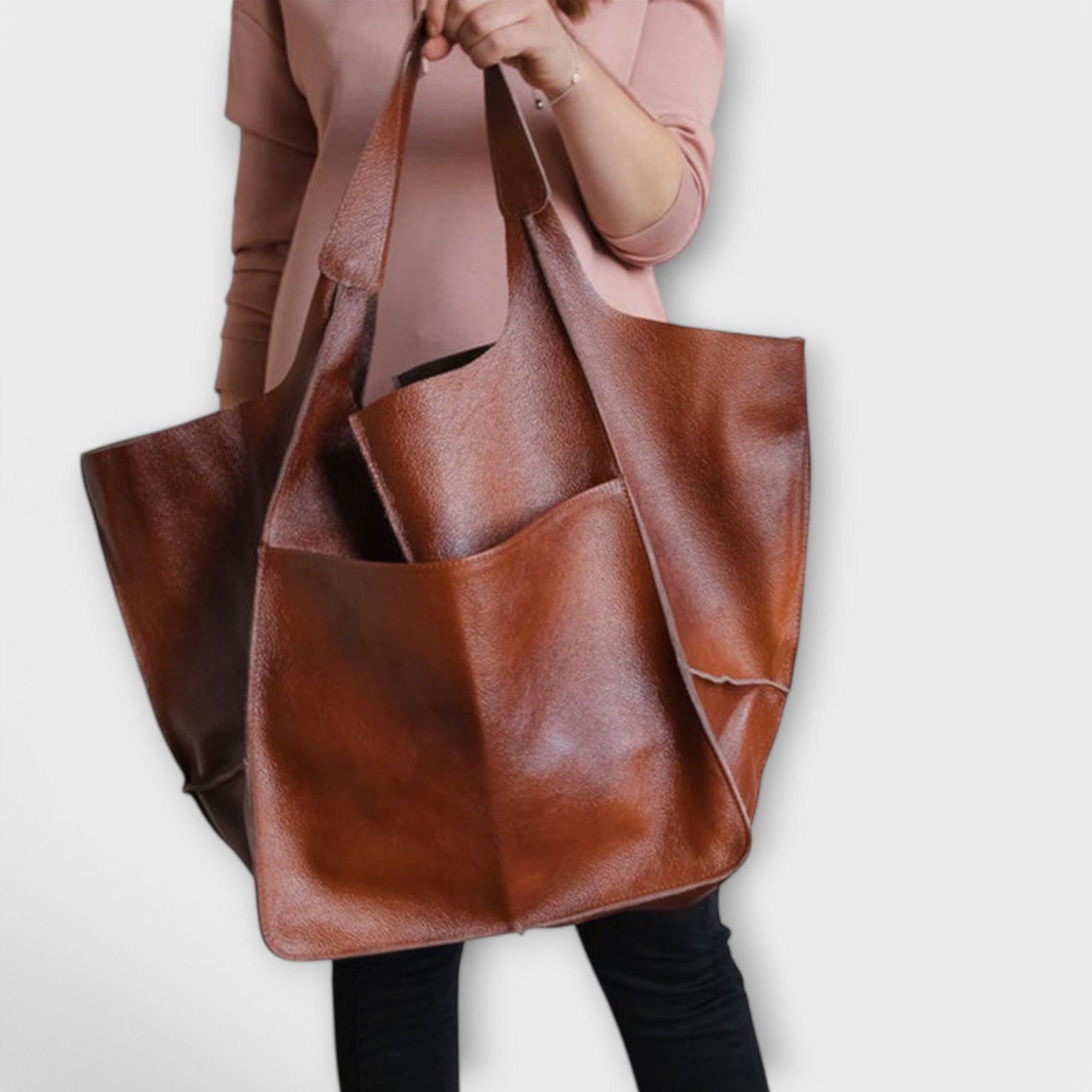 Spacious Weekend Travel Bag
