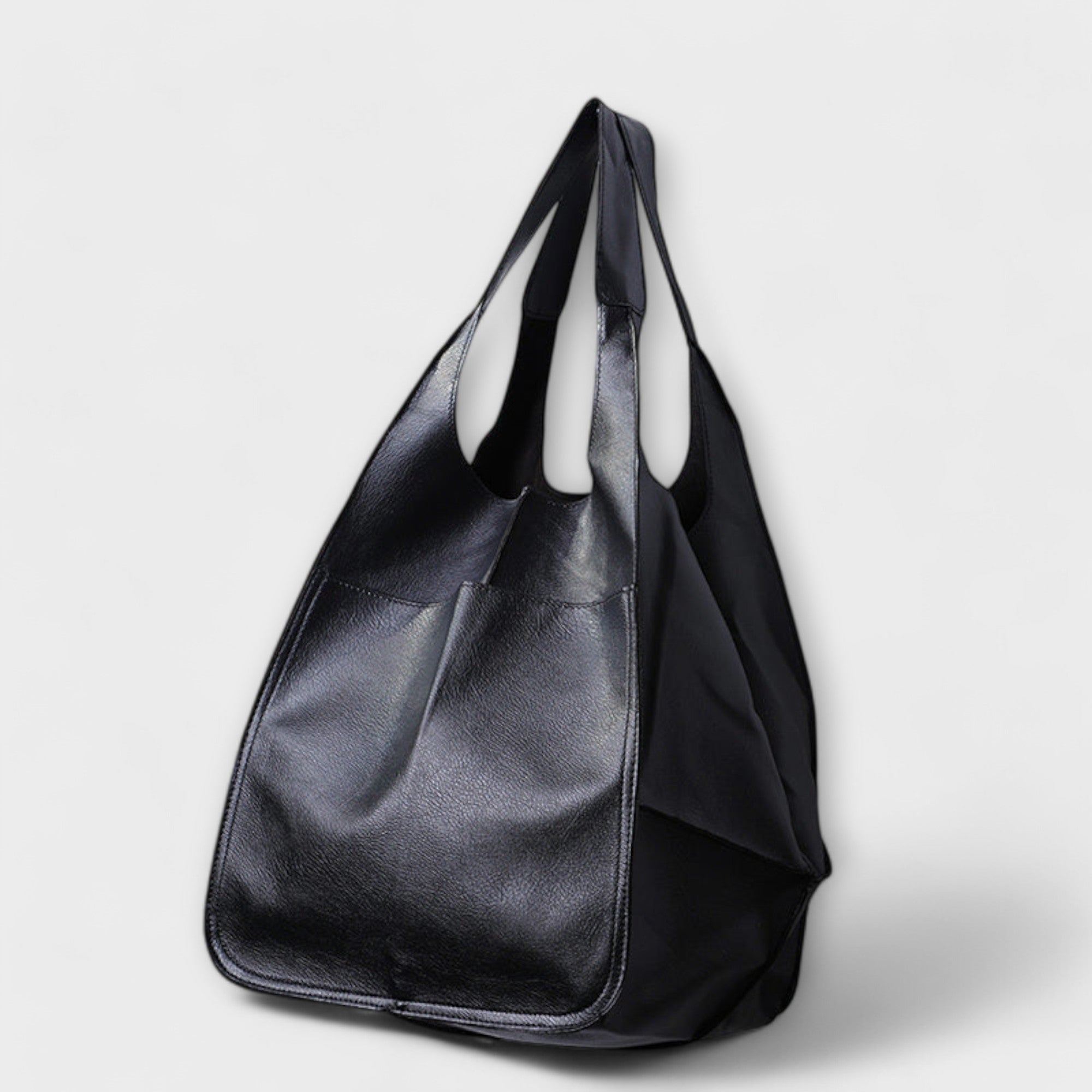 Spacious Weekend Travel Bag
