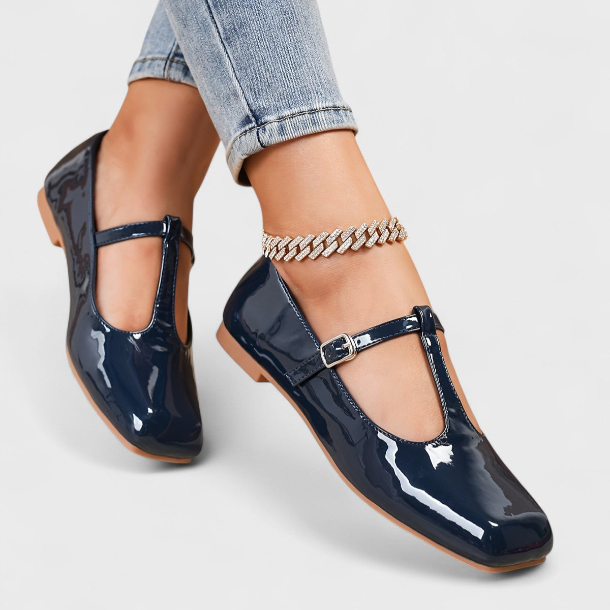 Chic Flat Mary Janes