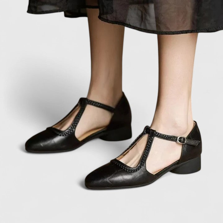 Chic Flat Sandals